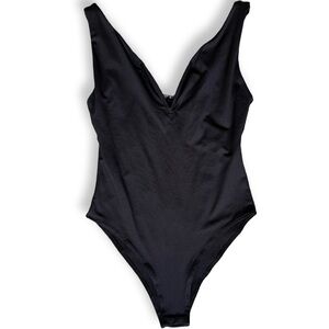 NWOT Zara black bodysuit size M